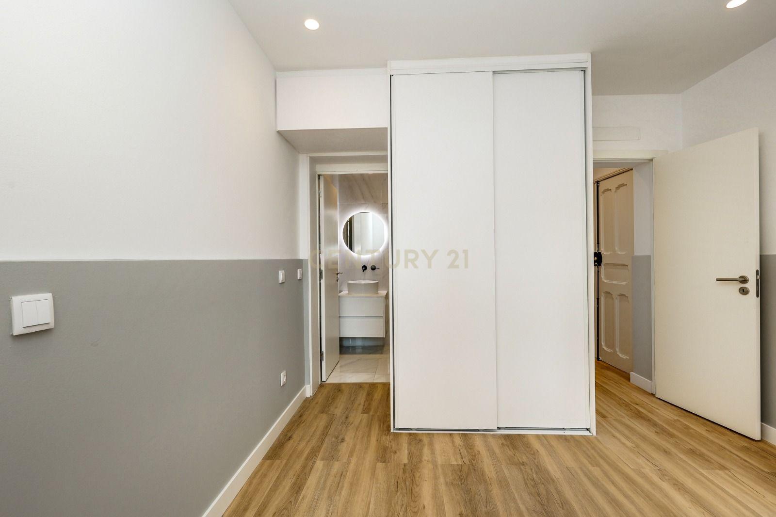 Fotografia 3 de Apartamento Renovado T2 em Campolide, Lisboa