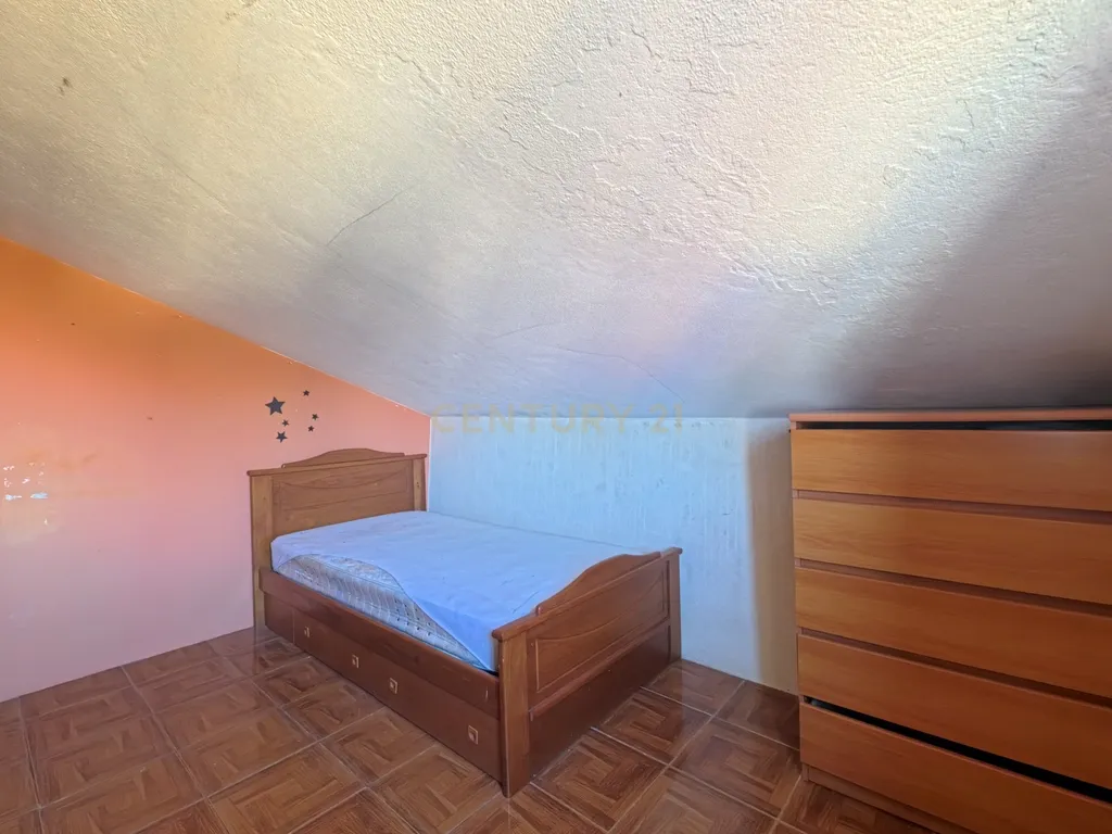 Moradia em pedra com 3 quartos em Povolide - Viseu - Image 9