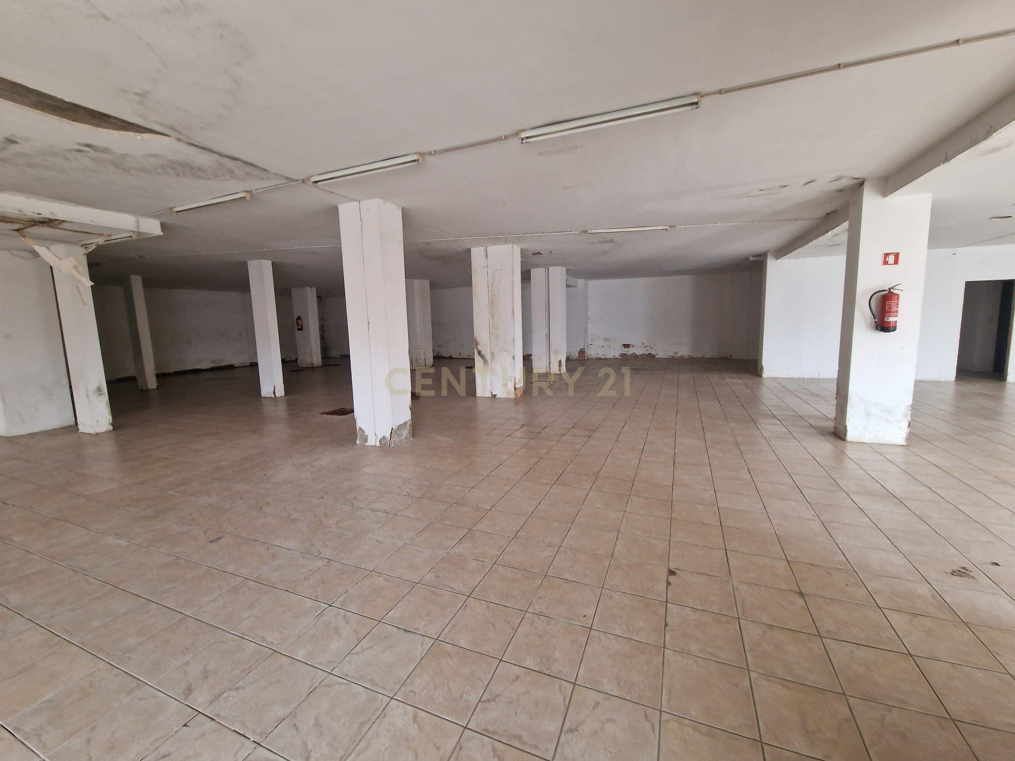Fotografia 10 de Espaço comercial para recuperação em Delães, Vila Nova de Famalicão/GRRE-00139;GRRE-00145;GRRE-00148