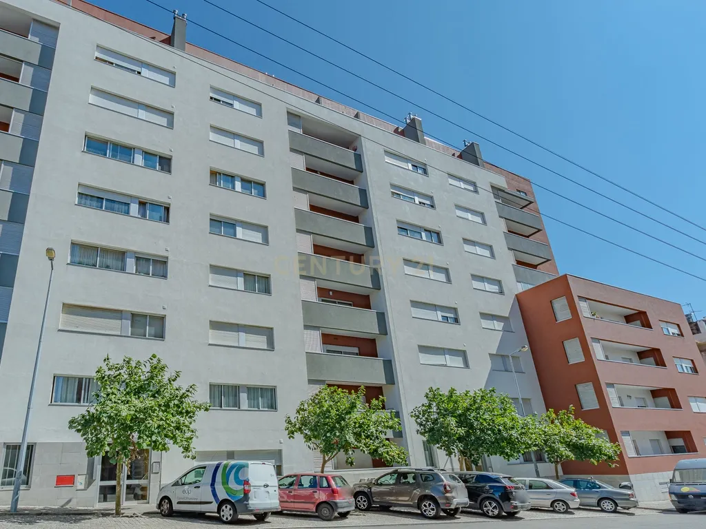 Apartamento T2 com terraço panorâmico – Rio Tinto - Image 27