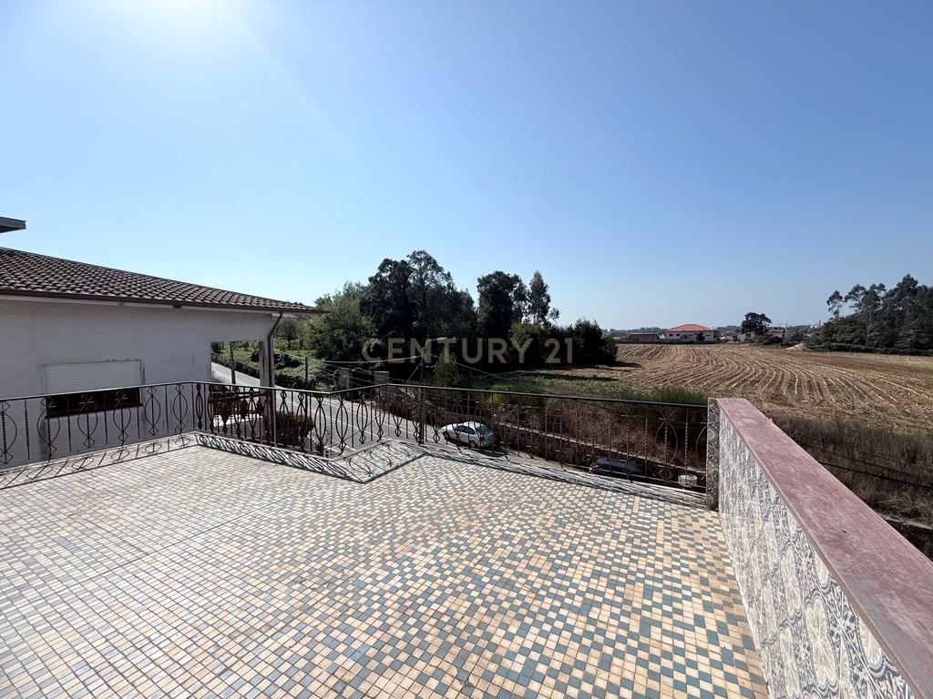 🏡 Moradia de charme junto aos Caminhos de Santiago — Localização privilegiada e elevado potencial de rentabilidade - Image 29
