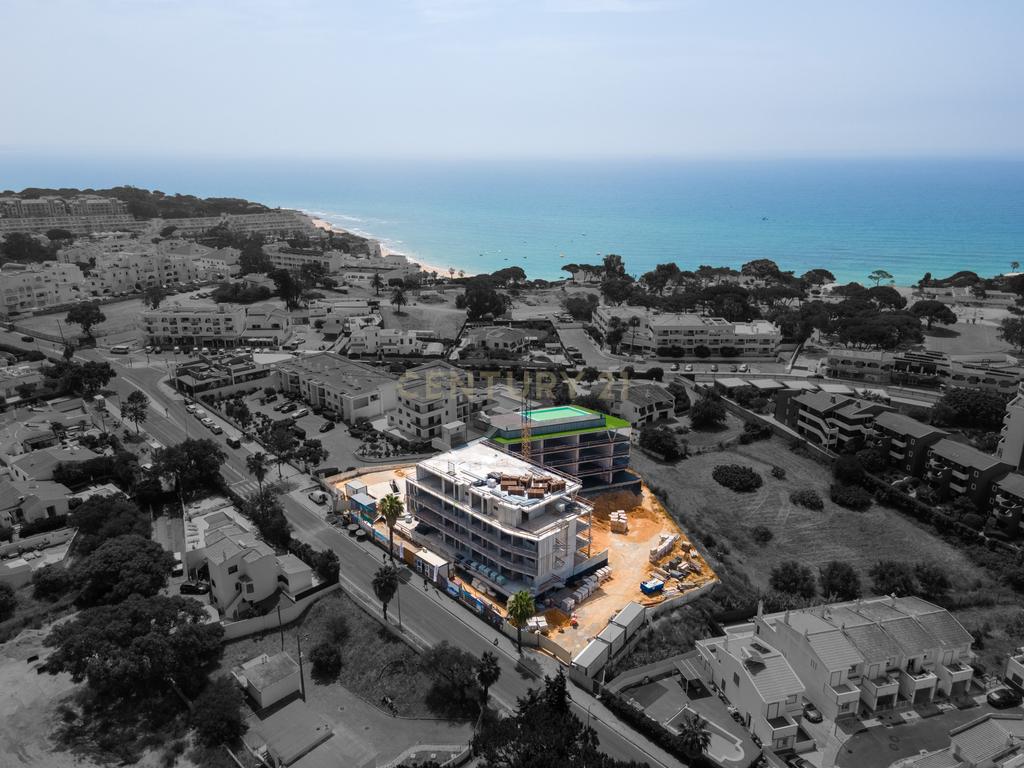 Apartamentos de Prestígio no Centro de Albufeira no Único Condomínio Novo com Vista Mar a Poucos Passos da Praia - Image 31