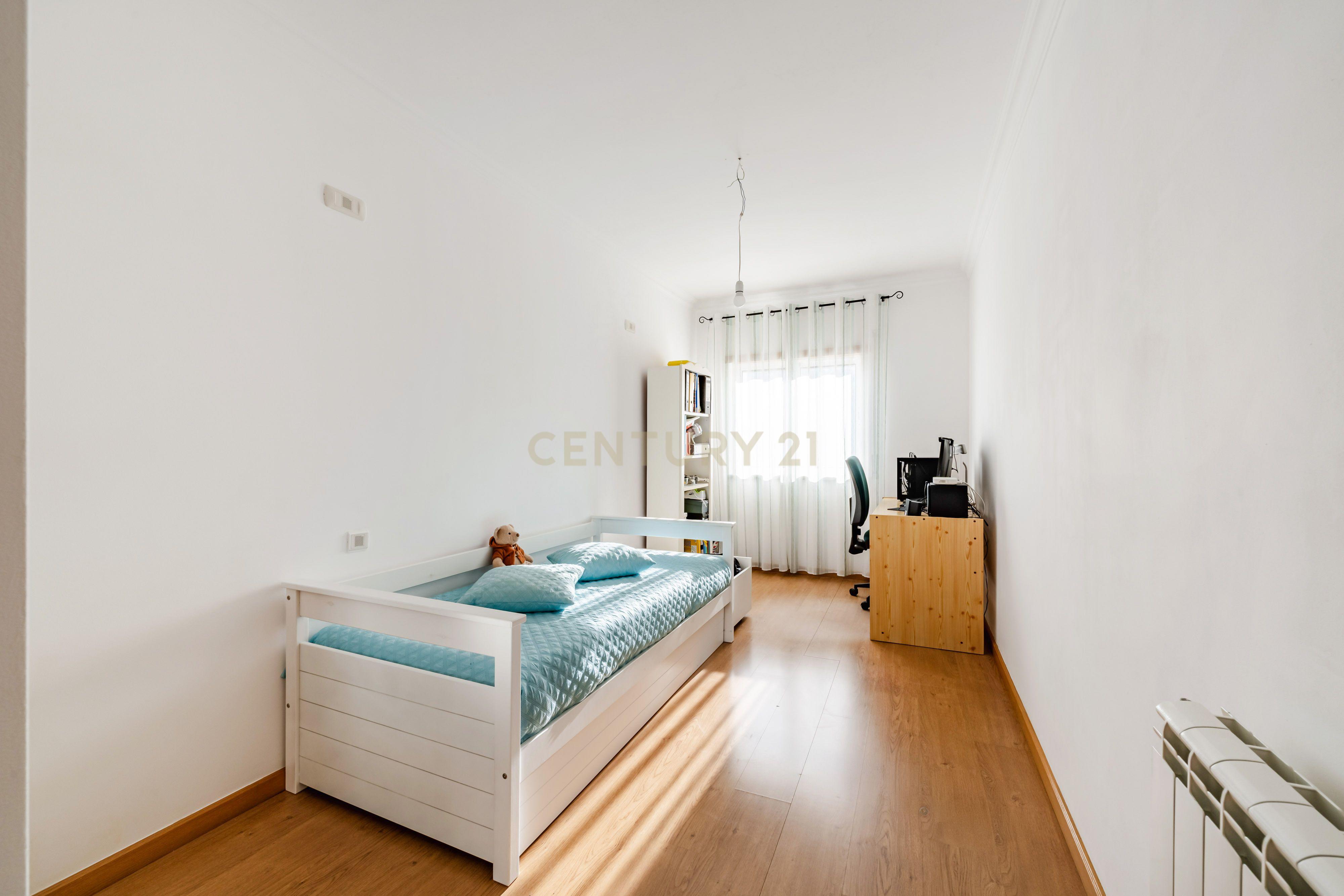 Fotografia 11 de Apartamento T3 em Santa Marta do Pinhal, Corroios
