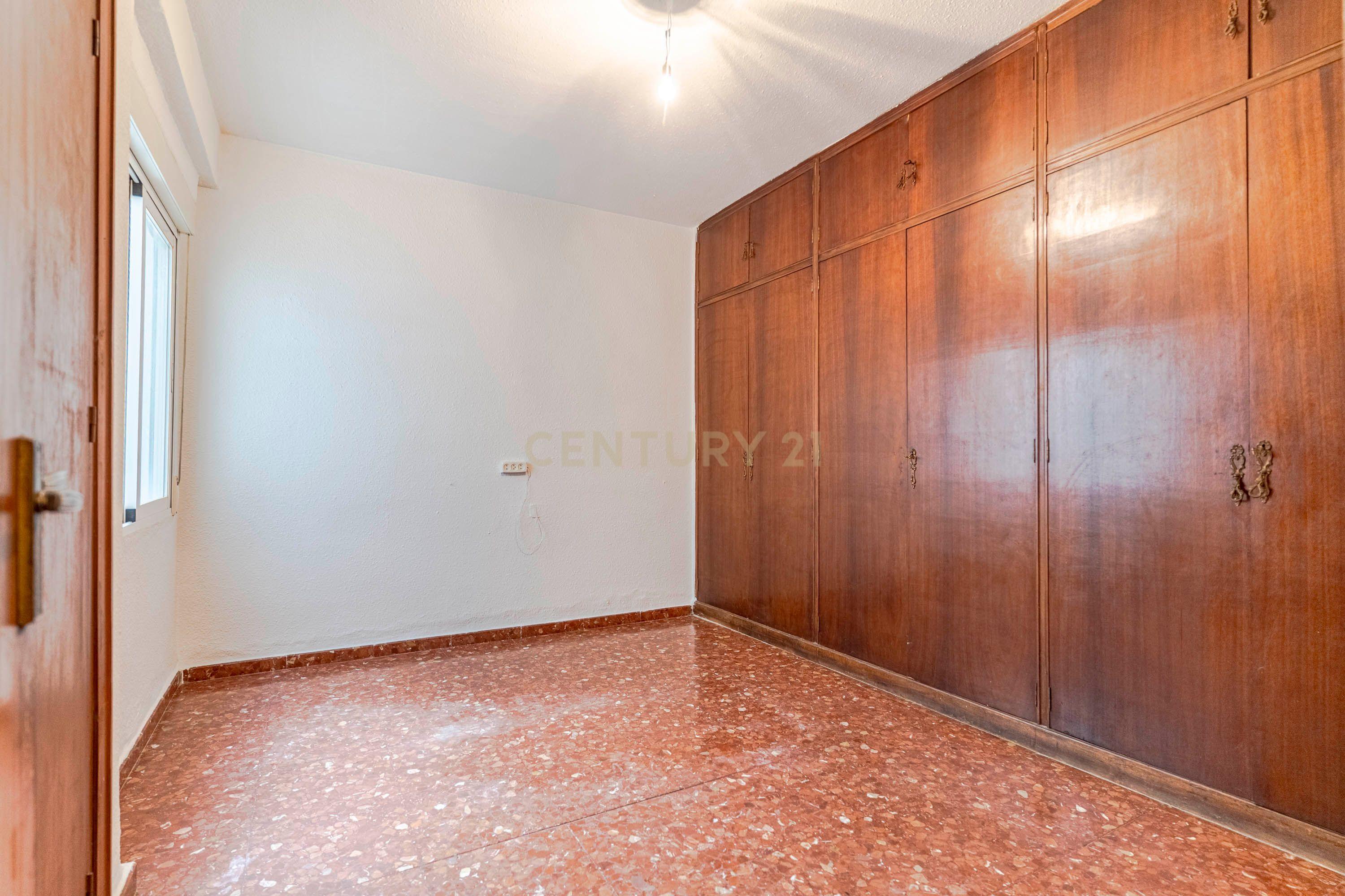 Espaçoso apartamento de 141 m2 no centro de Granada com vista panorâmica do Caminho de Ronda - Image 39