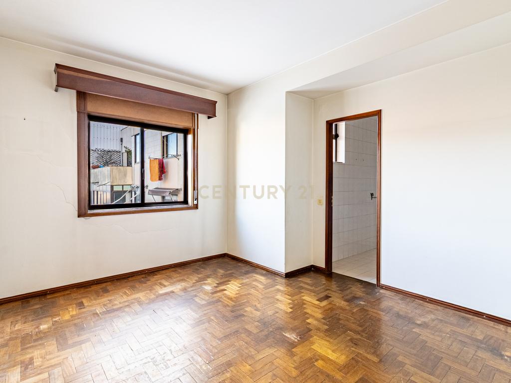 Apartamento Tipologia T5 Centro de Braga com garagem 2 carros - Image 24