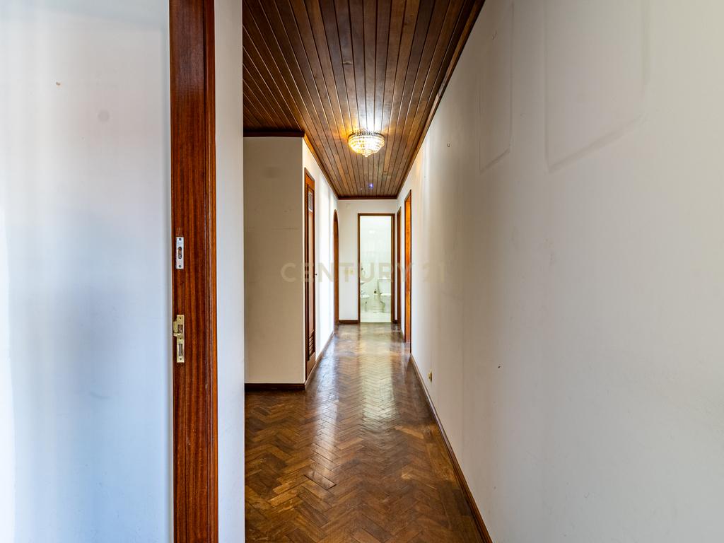 Apartamento Tipologia T5 Centro de Braga com garagem 2 carros - Image 22
