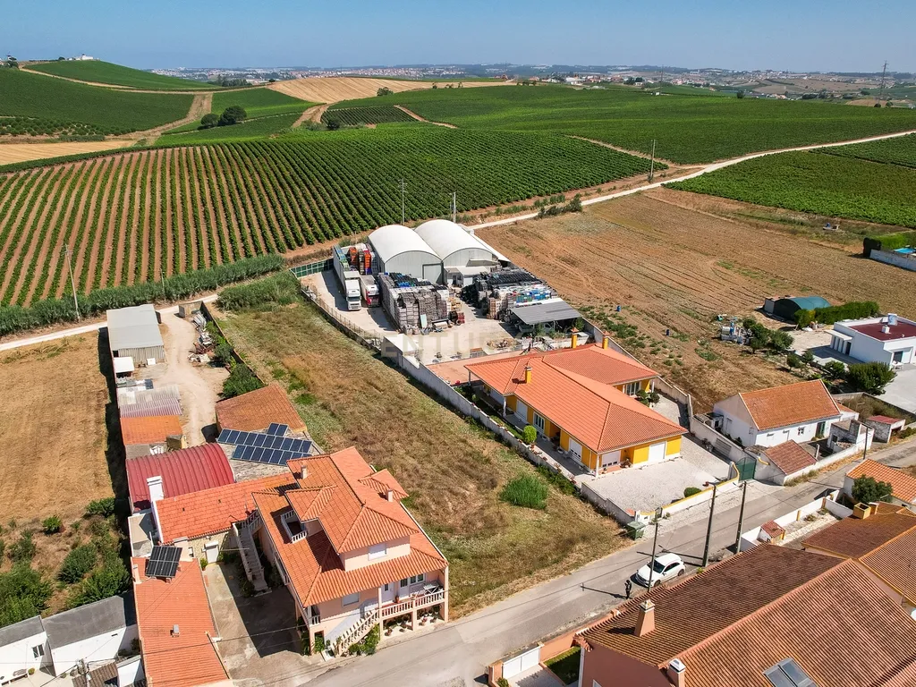** Descubra este magnífico Terreno Urbanizável c/2.360 mts2 em Torres Vedras, Lisboa. ** - Image 8