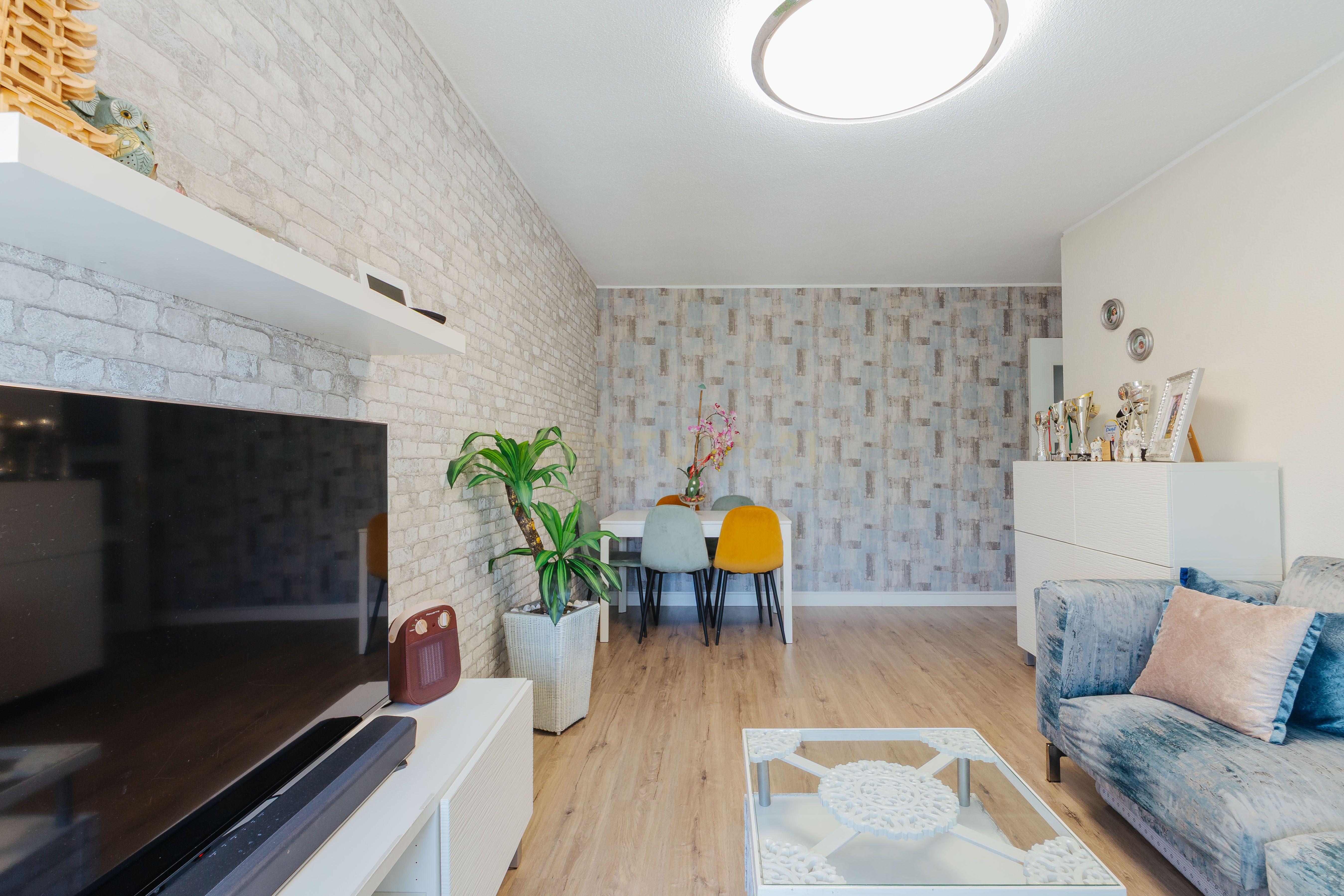 Fotografia 7 de Apartamento T2 Remodelado em Sacavém