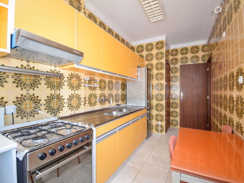 Apartamento T3 à Venda – Odivelas, Rua de Serpa Pinto | Junto ao Metro - Image 19
