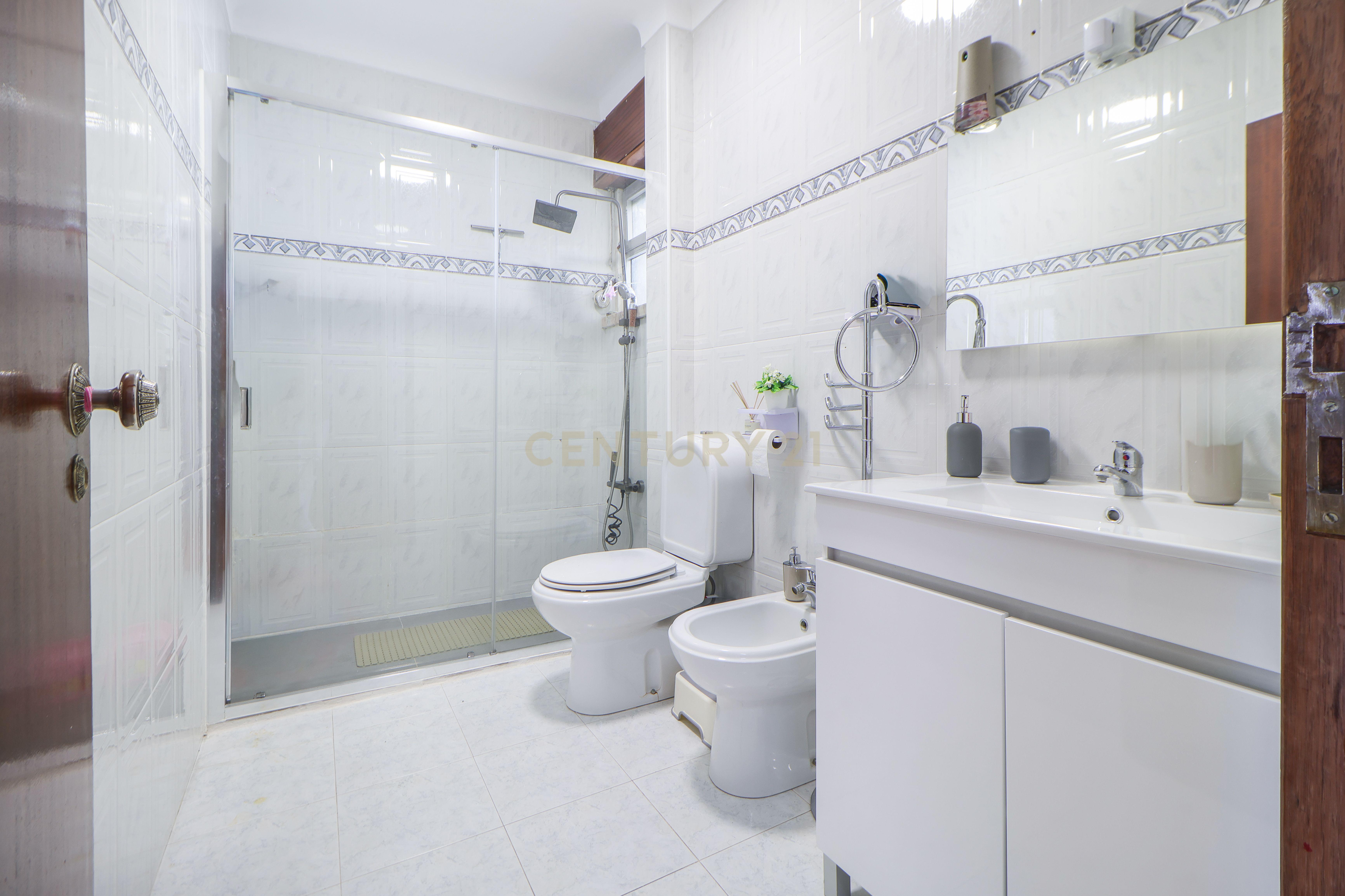 Fotografia 12 de Apartamento T3 com garagem no Alto do Moinho,  em Corroios