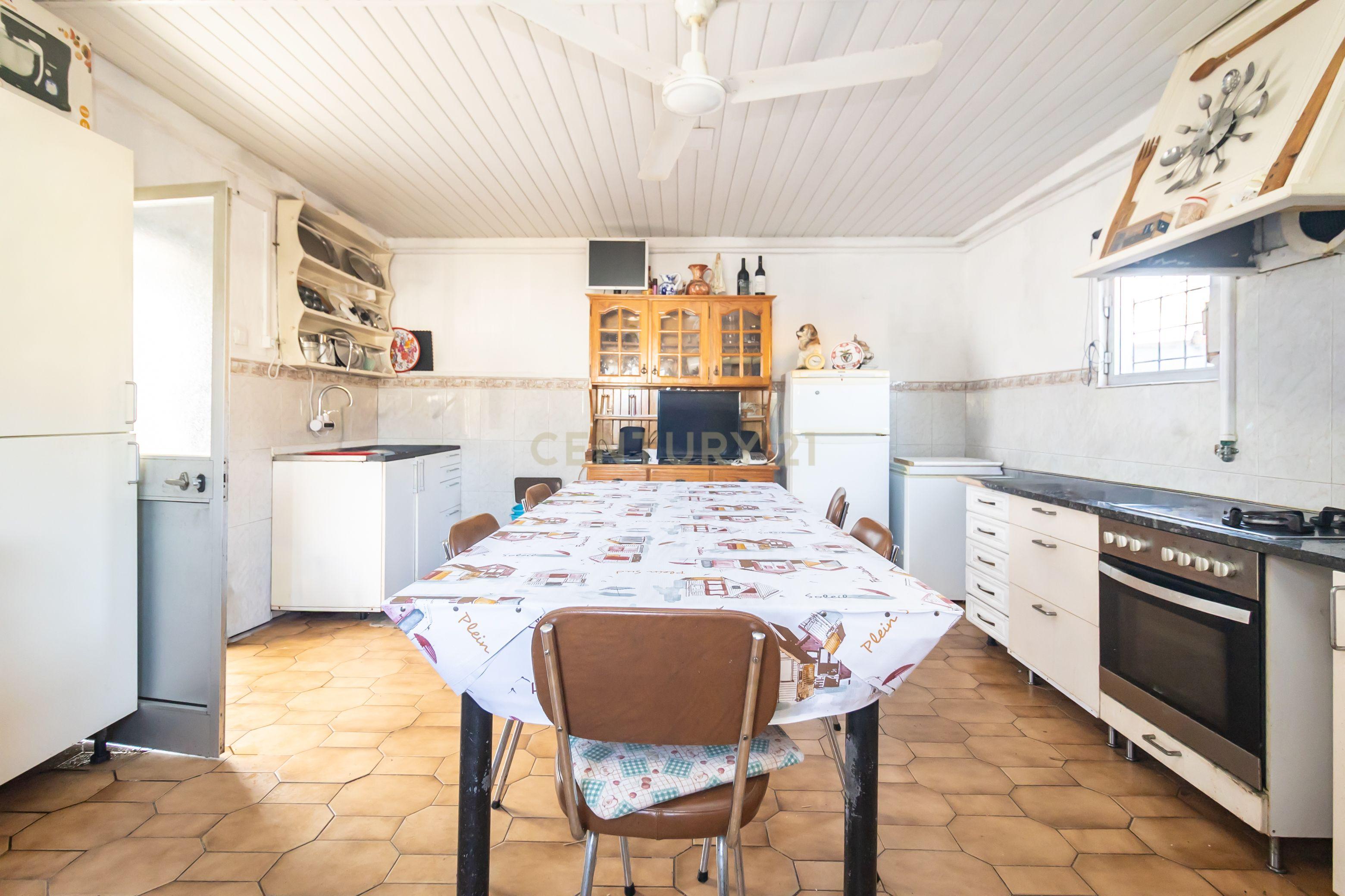 Fotografia 6 de Moradia T3+2 em Santo Ovídio -  T2 Autónomo com Terraço