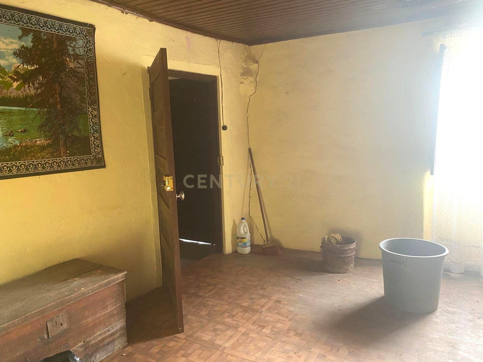 Fotografia 5 de Casa para reconstruir em Aldeia típica do Concelho