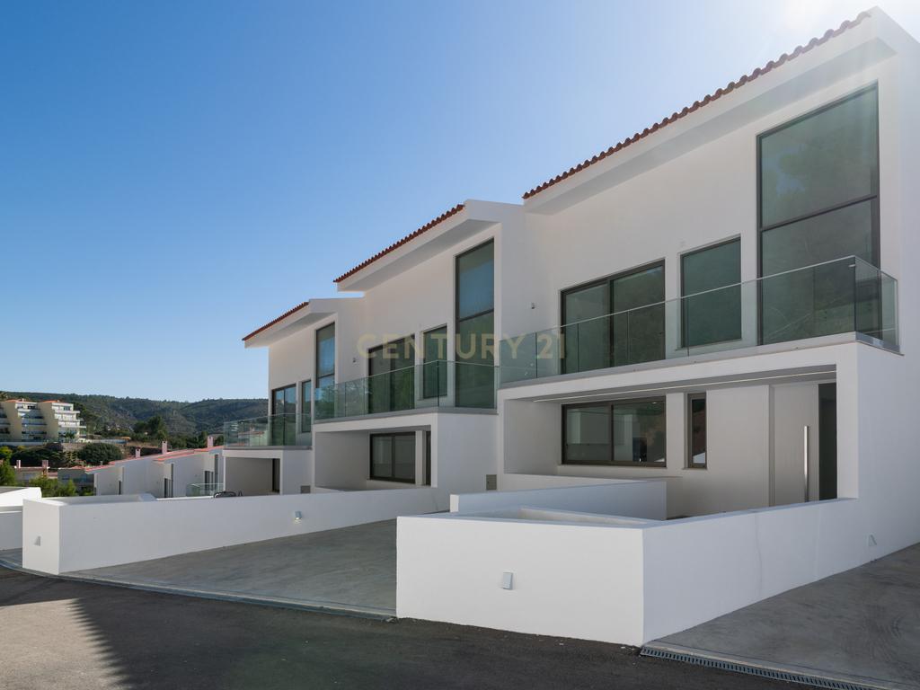 Condomínio Villas d’Ouro – Exclusividade e Conforto no Coração de Sesimbra - Image 67