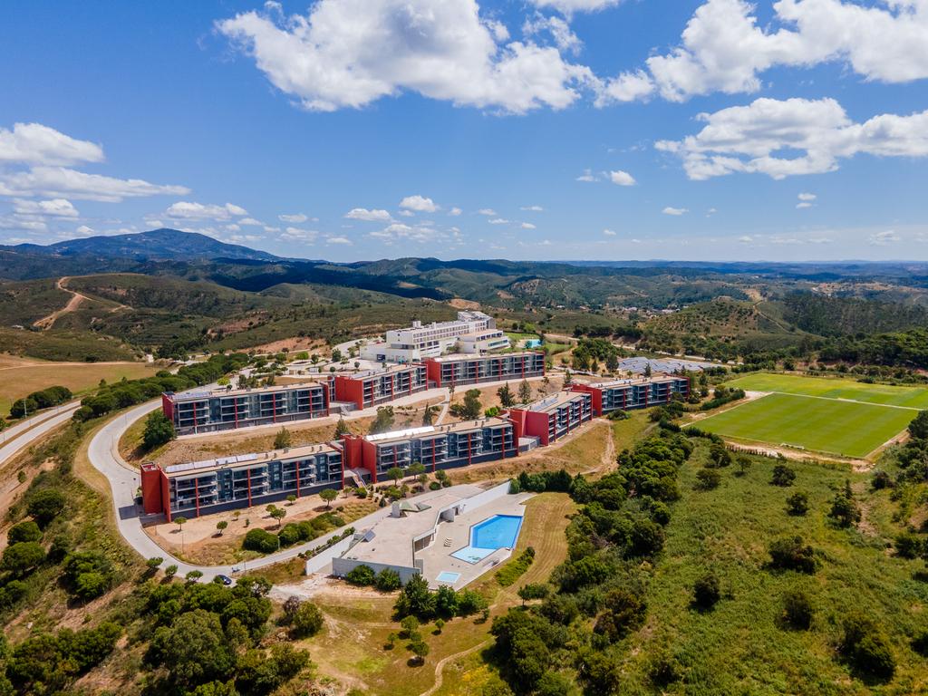 Apartamento Com Piscina e LICENÇA TURÍSTICA no Algarve Race Apartments – Excelente oportunidade de investimento - Image 18