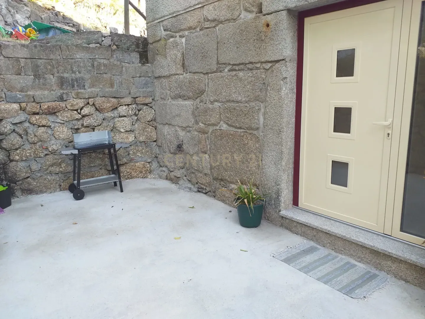 Magnífica Casa com 3 Apartamentos na Vila do Gerês - Image 38