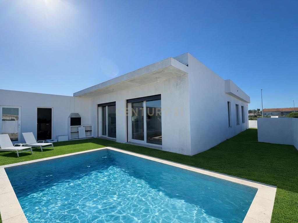 Moderna Moradia T3 em Azeitão, Setúbal - Em Construção - Image 1