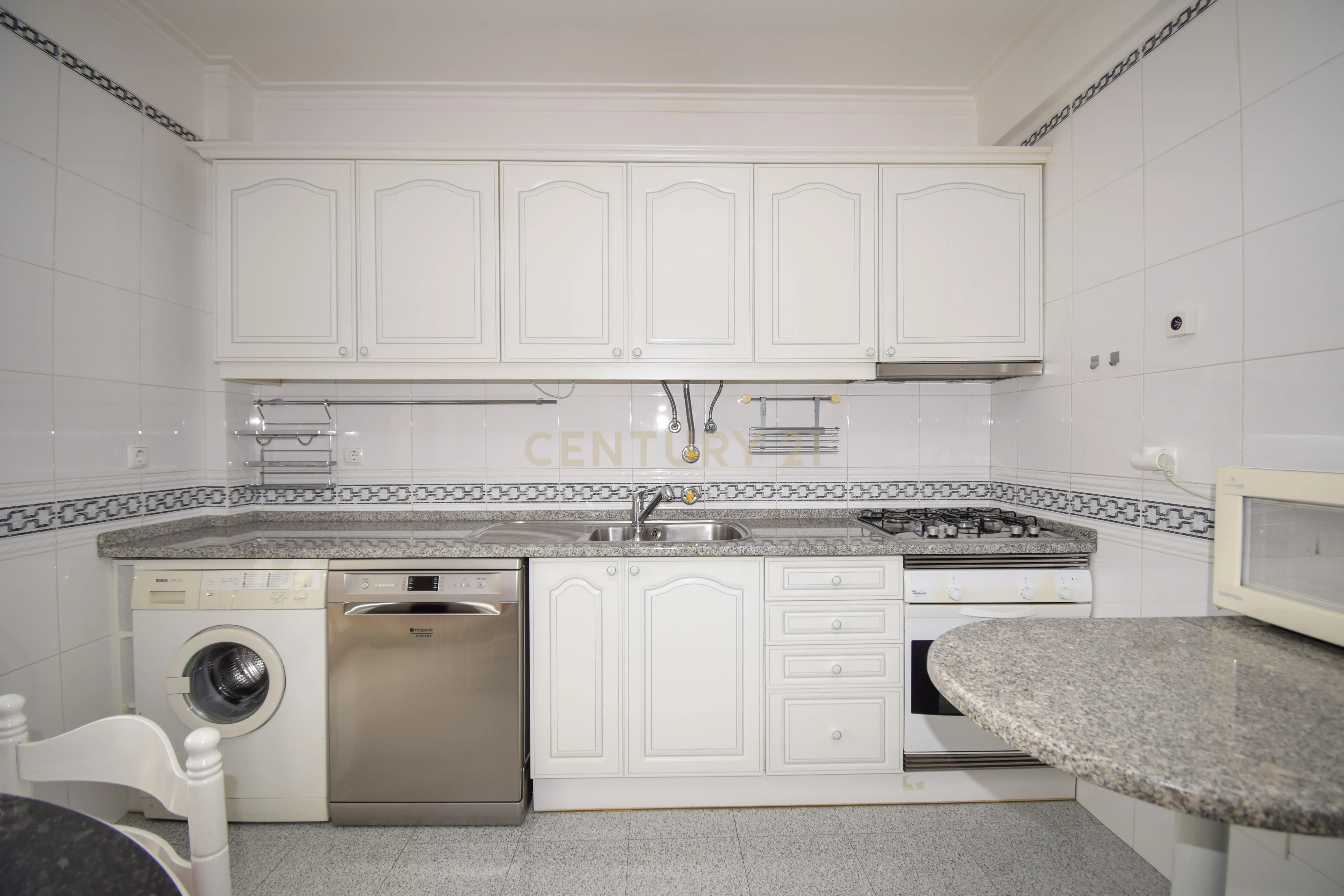 Fotografia 10 de Apartamento T3 em Loures com Garagem