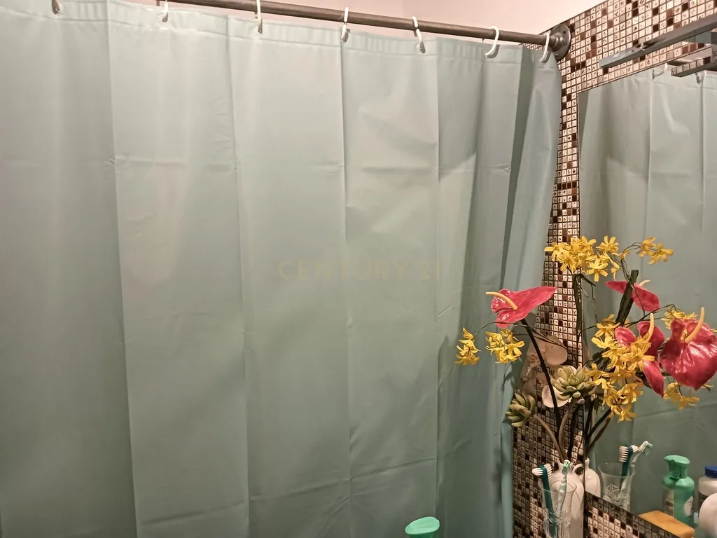 Apartamento T2 à Rendar - Vista Mar na Parede - Image 16