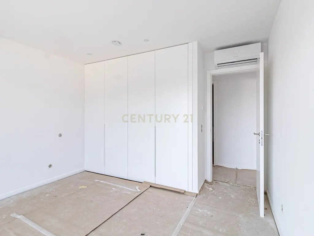 Apartamento T0 – Fração H em Viana do Castelo Roy Rock Saint Sebastian Place New - Image 58