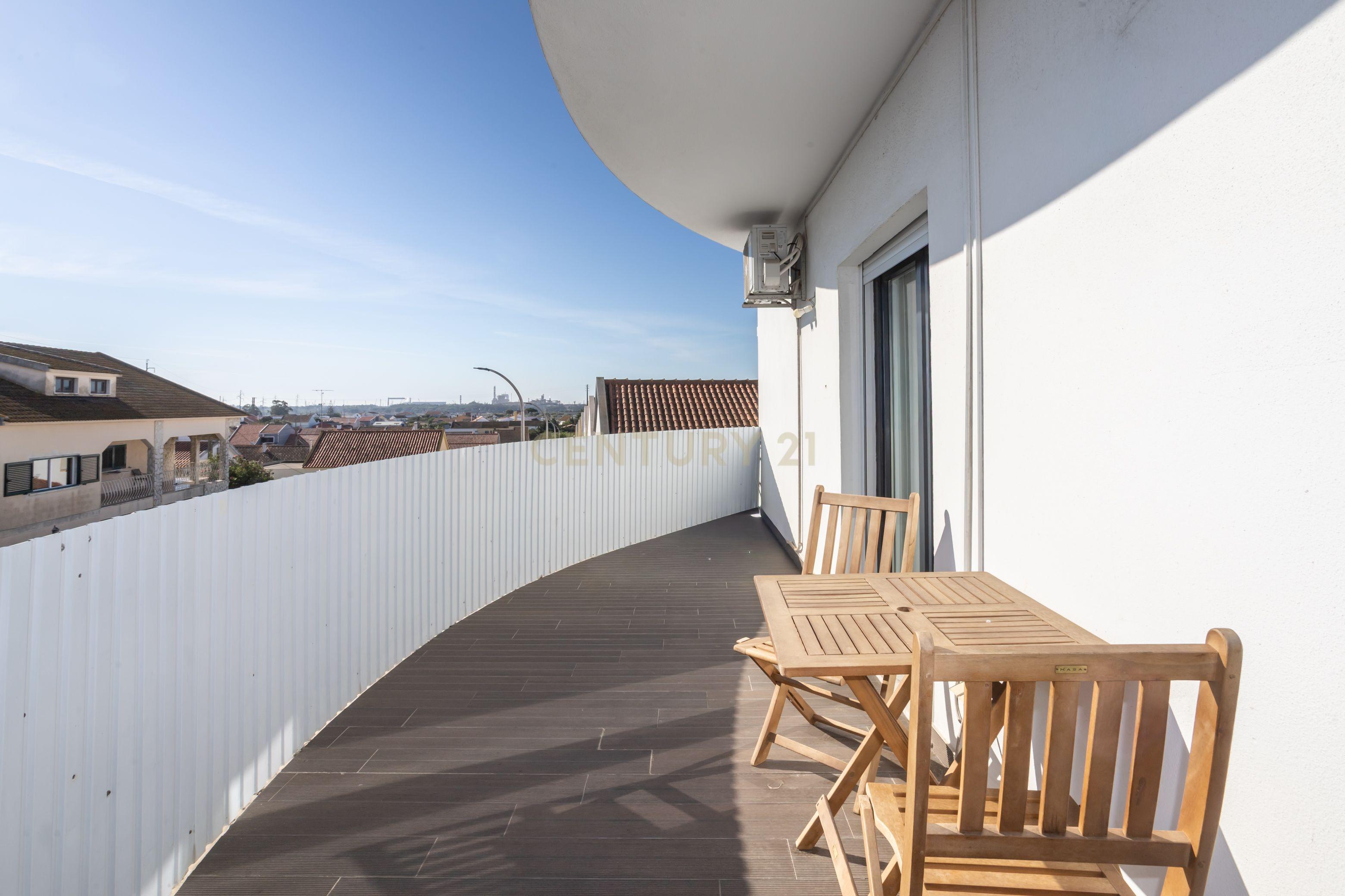 Apartamento T2 em Sado, €330.000