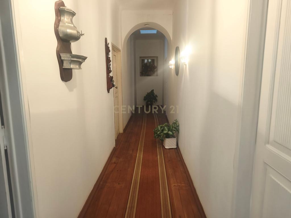 Espaçosa Propriedade para Recuperação em Elvas, Portalegre - Image 2