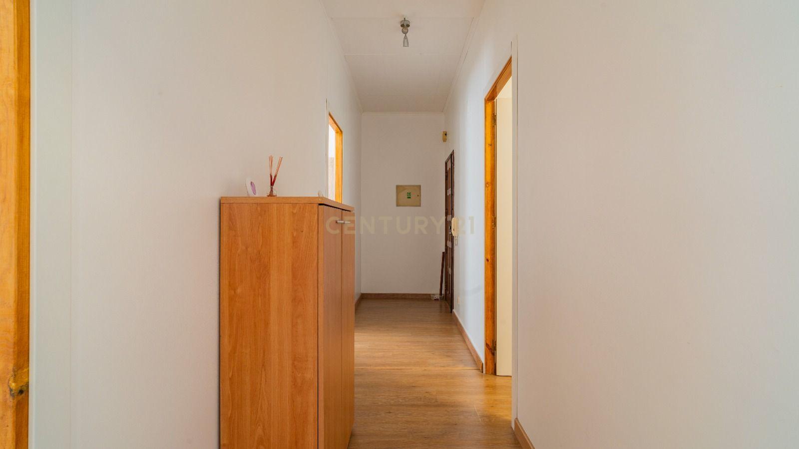Fotografia 8 de T2+1 Mobilado e Equipado | 169.000€