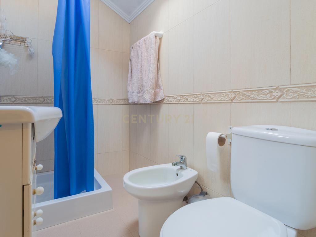 Apartamento Remodelado em Corroios, Seixal T3 + 3, garagem e Terraço - Image 34
