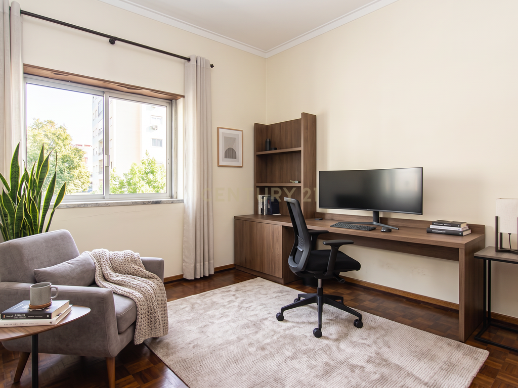 Apartamento T3 em Amora, Seixal - Image 38