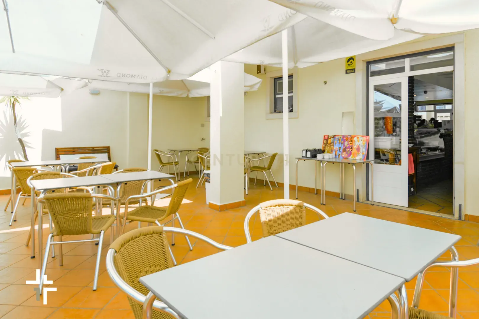 Fotografia 8 de ​Espaço Comercial com Terraço | S. Domingos de Rana