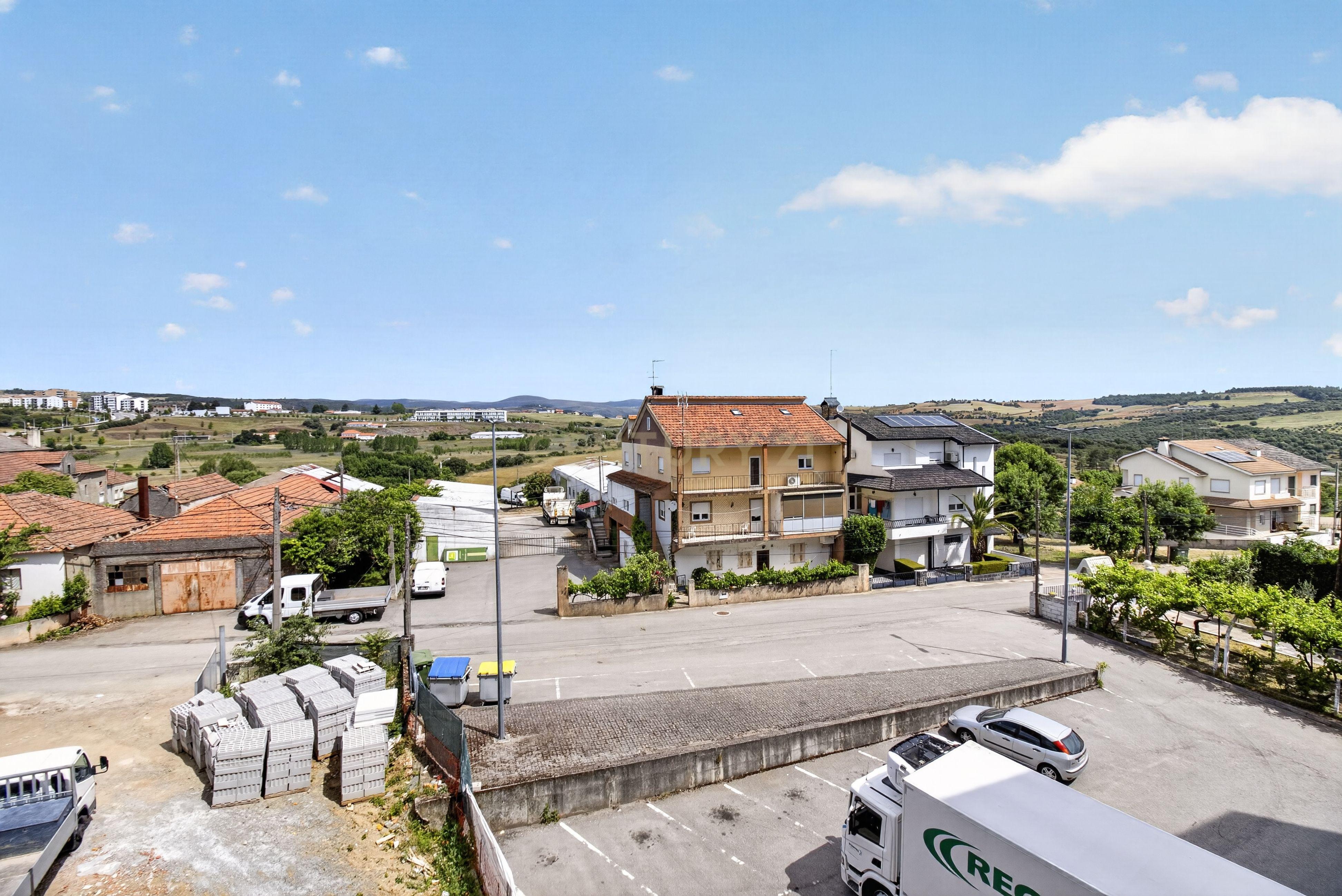 Apartamento T1 à venda em Sé, Santa Maria e Meixedo, Bragança — foto 18
