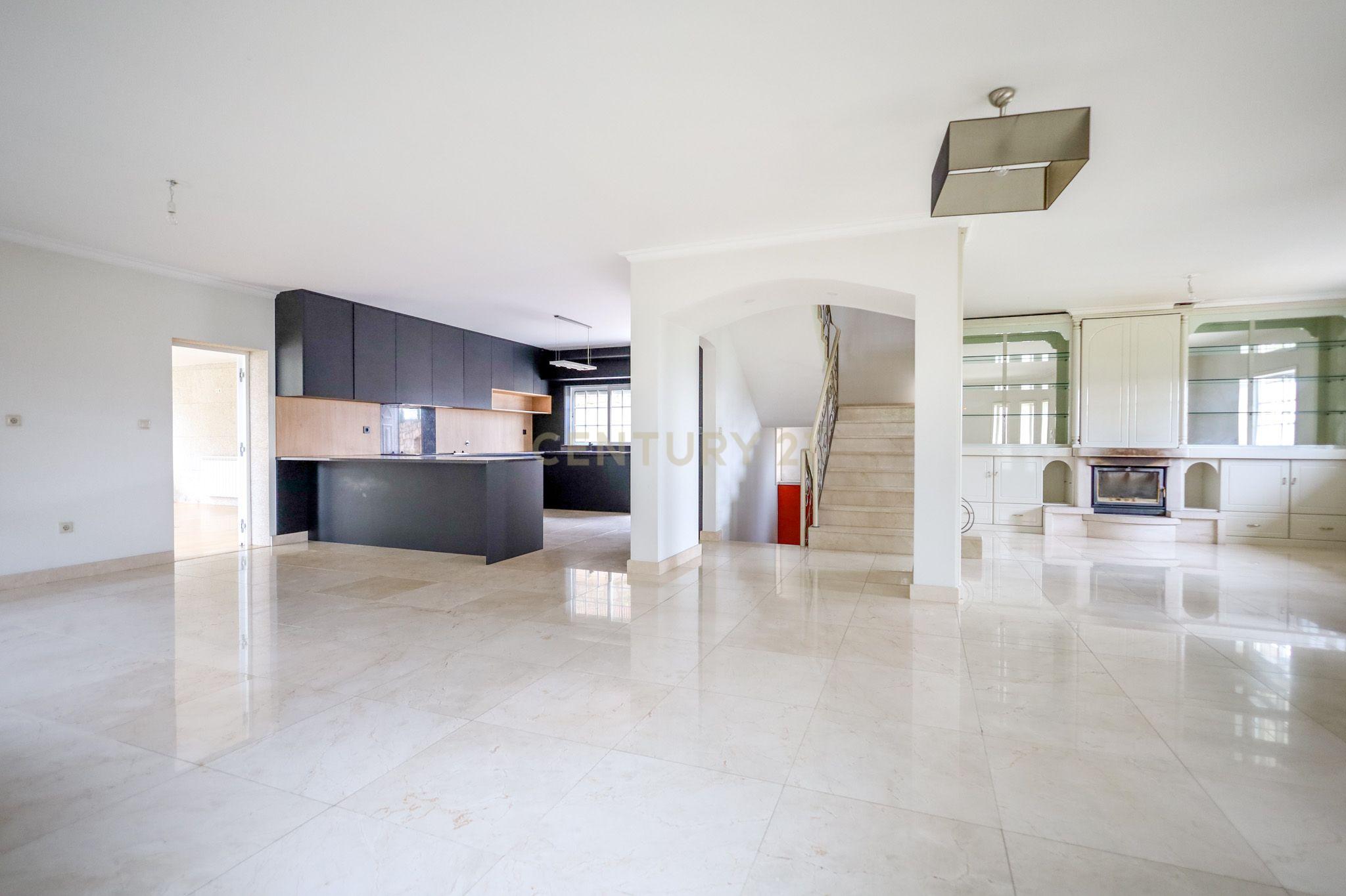 Moradia T4 à venda em Sande (São Martinho), Guimarães — foto 7