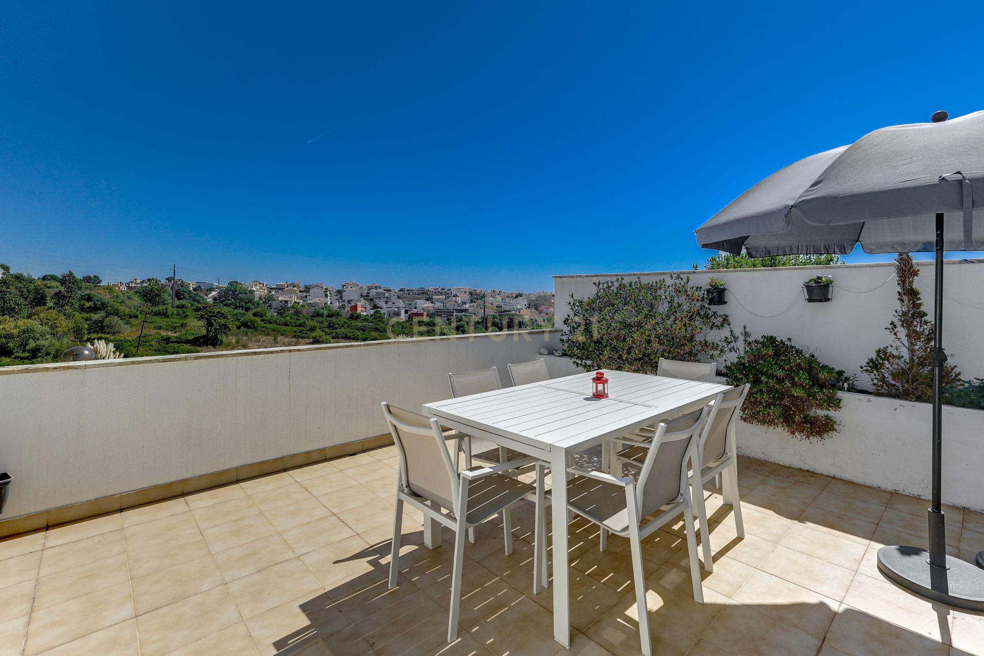 Apartamento T1 à venda em Carcavelos e Parede, €535.000