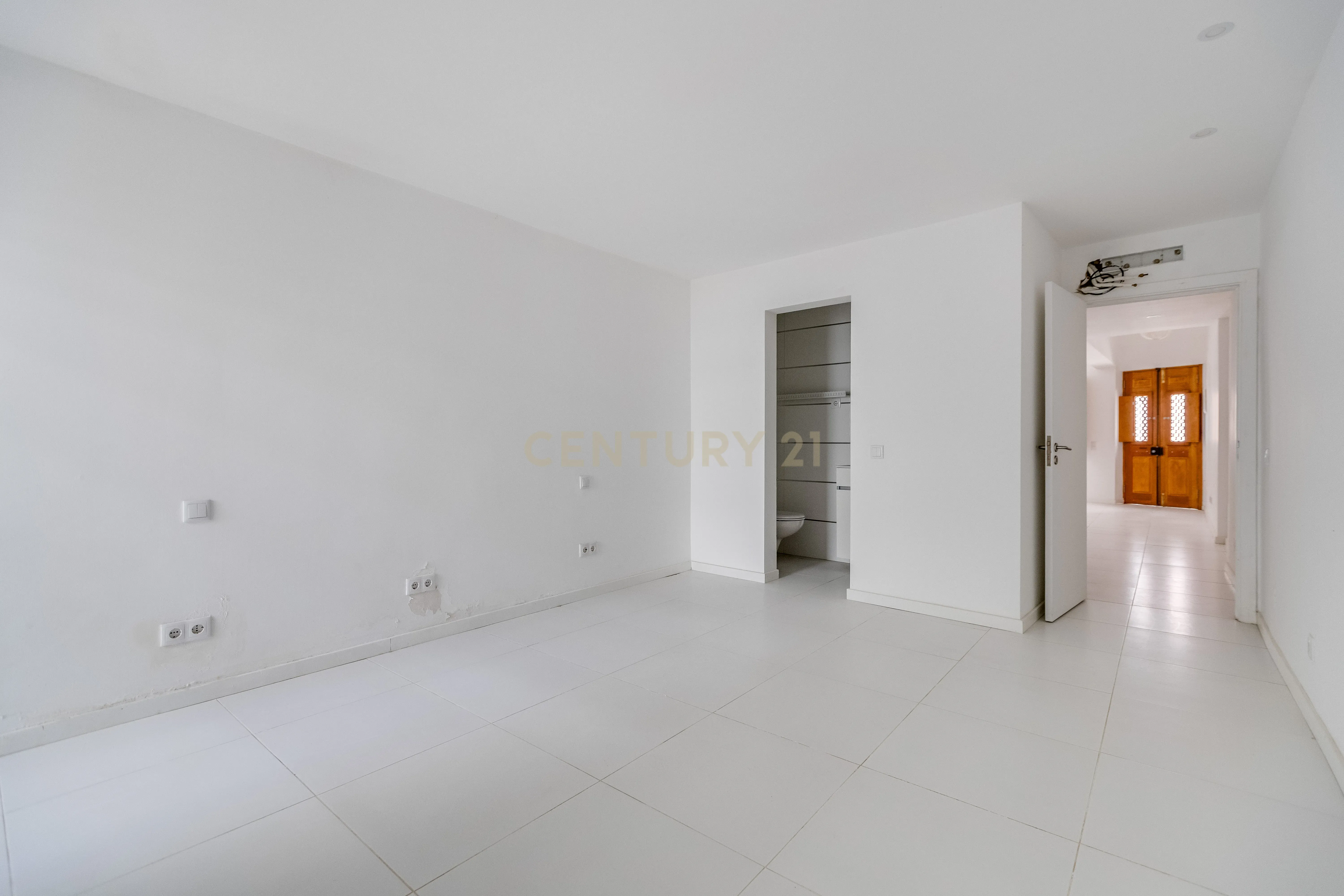 Fotografia 12 de MORADIA T2 NA BAIXA DE OLHÃO C/ 2 PISCINAS