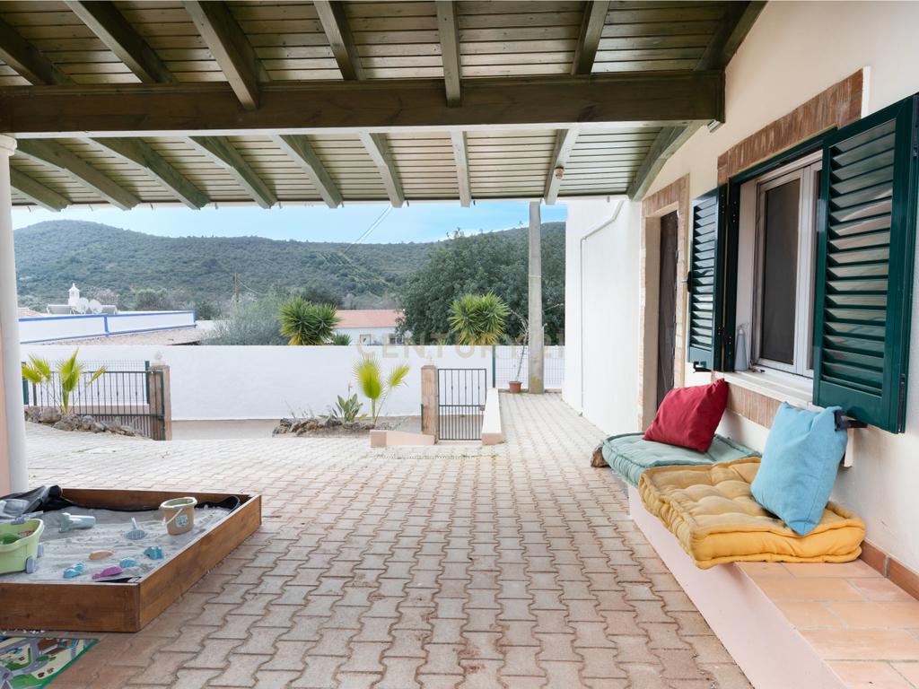 Quinta encantadora com potencial de expansão perto de Albufeira - Image 4