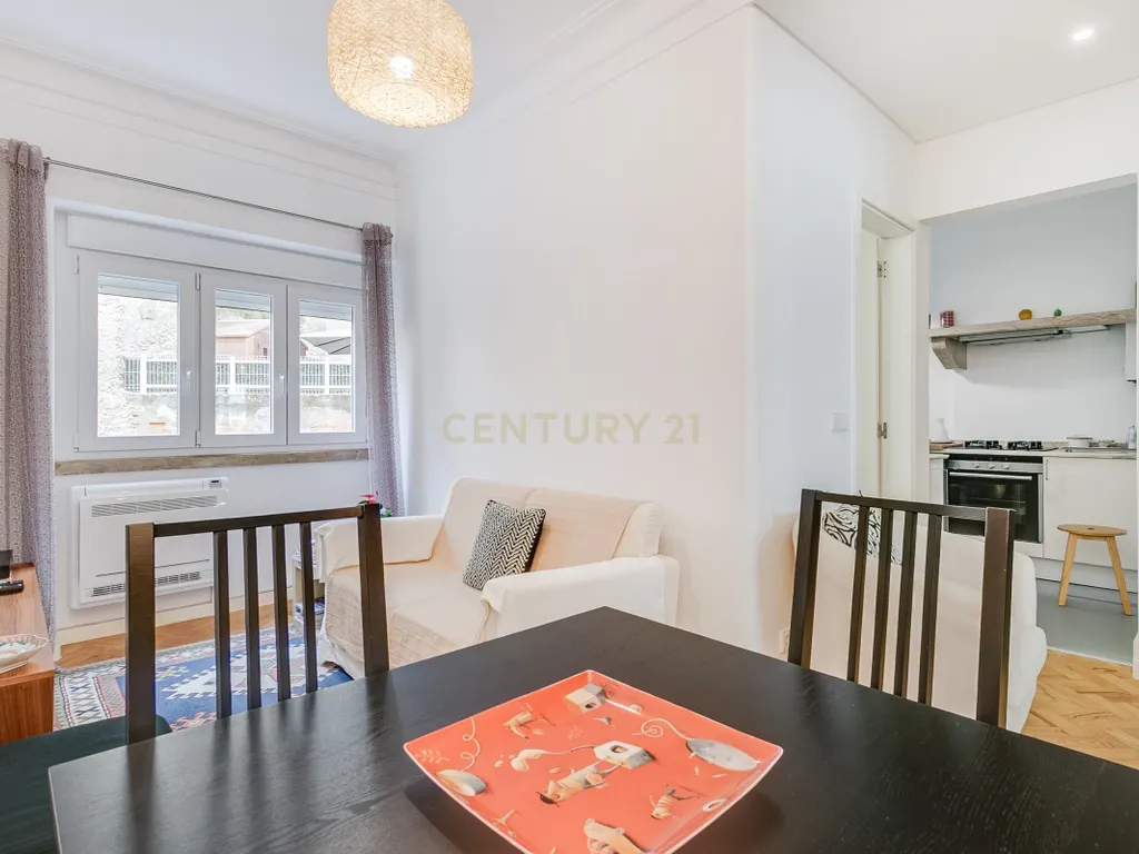Apartamento T2 em Arroios - Image 4
