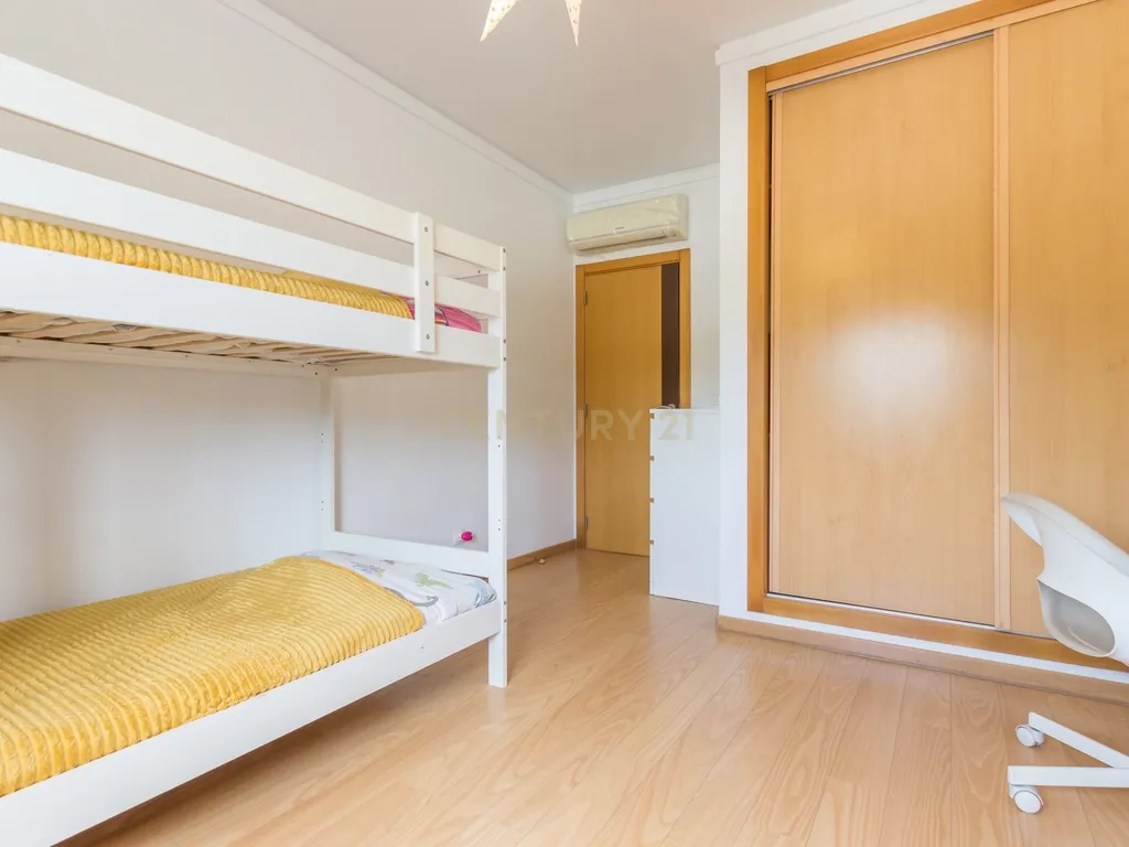 Apartamento T3 | Palhais – Barreiro | R/C – 145m2 - Image 19
