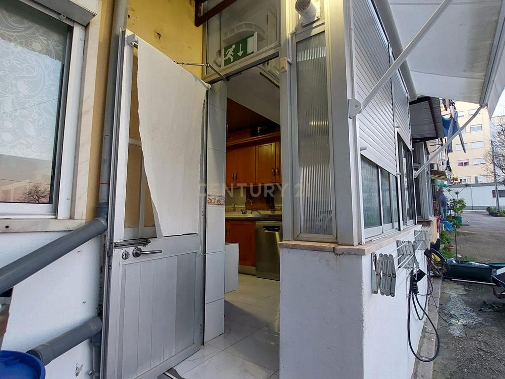 Apartamento T3 em Almada - Image 7