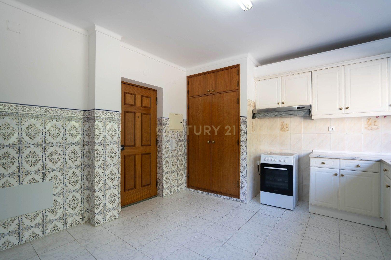 Fotografia 6 de Apartamento T0, em Santa Clara, Coimbra - Oportunidade Única!