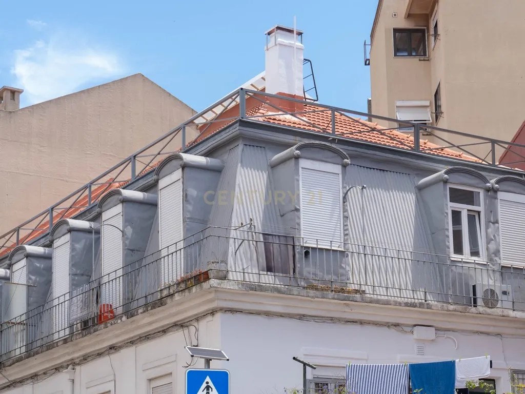 Apartamento T2 em Campo de Ourique, Lisboa - Image 13