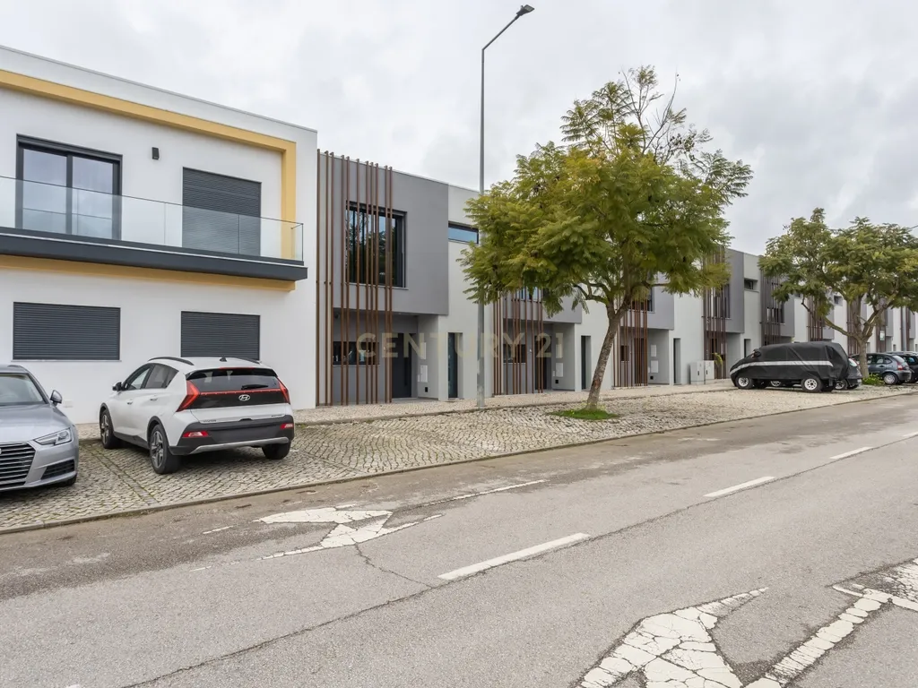 Mais que uma casa é um refugio de conforto e elegância ! - Image 31