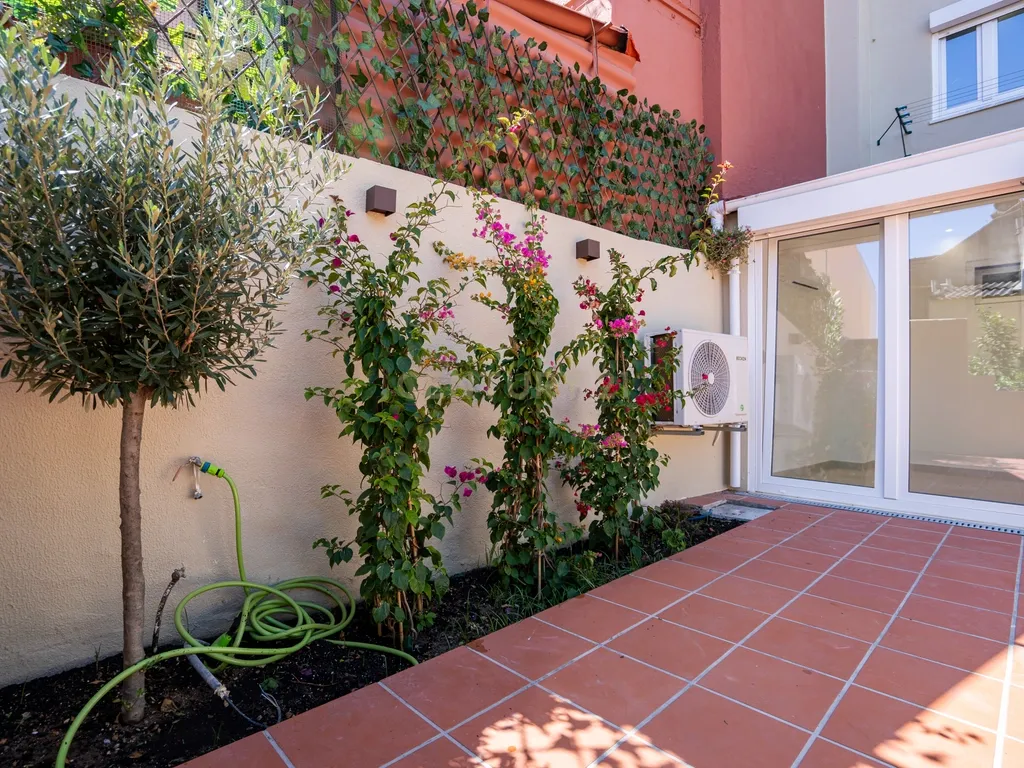 Apartamento T2 RC, Rua do Mato Grosso, Santa Engrácia, São Vicente - Image 33