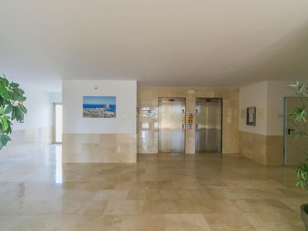  - Image 15