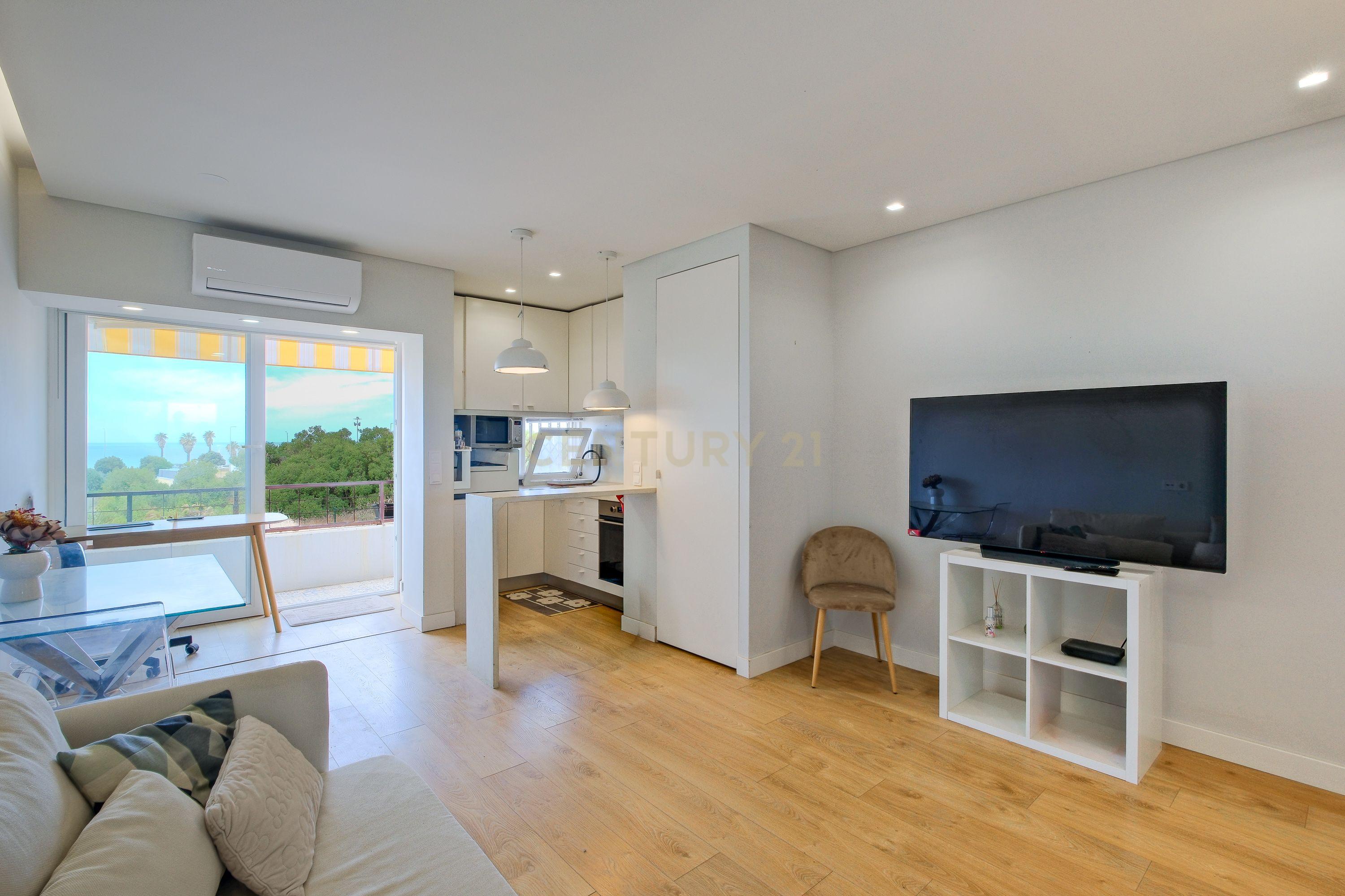 Fotografia 9 de Apartamento T1 remodelado, em Carcavelos a 2 minutos a pé da praia