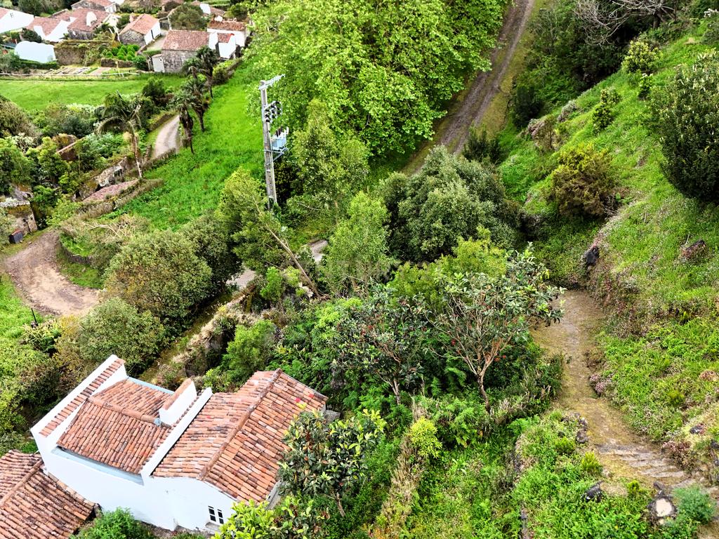 Ruína com Terreno na Zona do Sanguinho – Faial da Terra, Povoação - Image 6