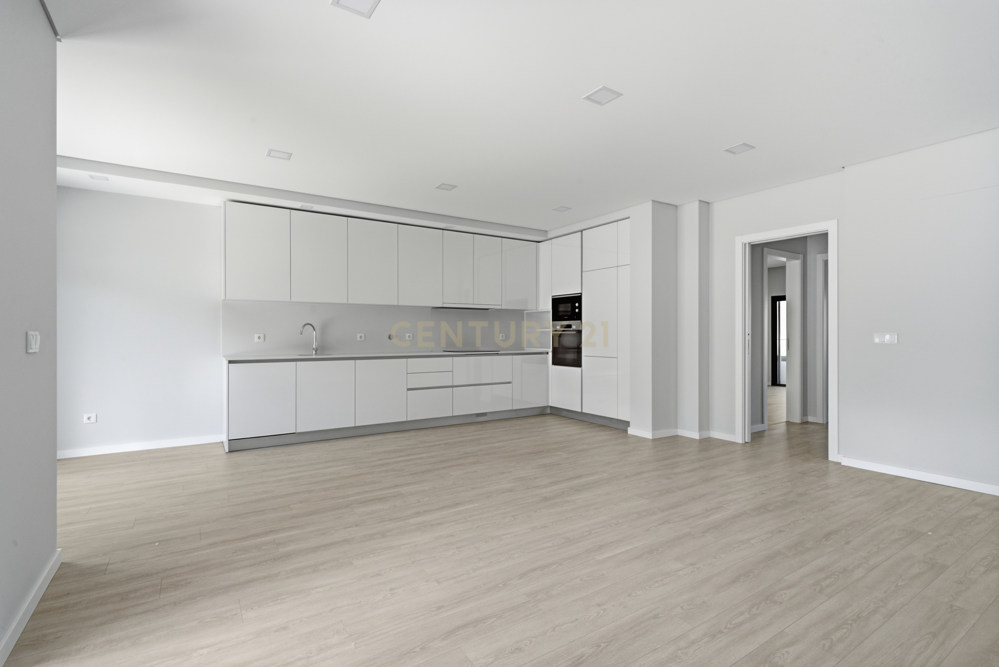 Fotografia 2 de Apartamento T2 Novo com Terraço e Lugar de Garagem em Mafra