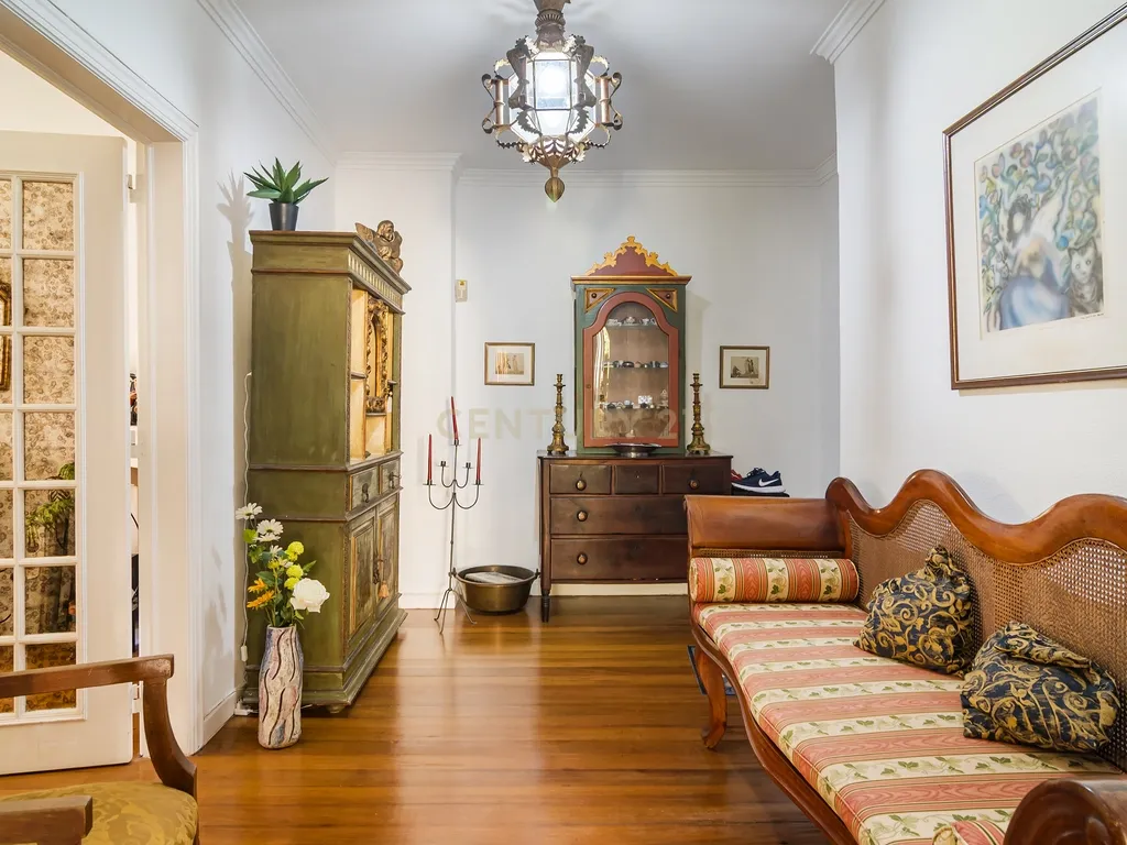 Apartamento T3+1 com varandas e terraço, junto ao Mercado da Vila, Cascais. Em Venda! - Image 3