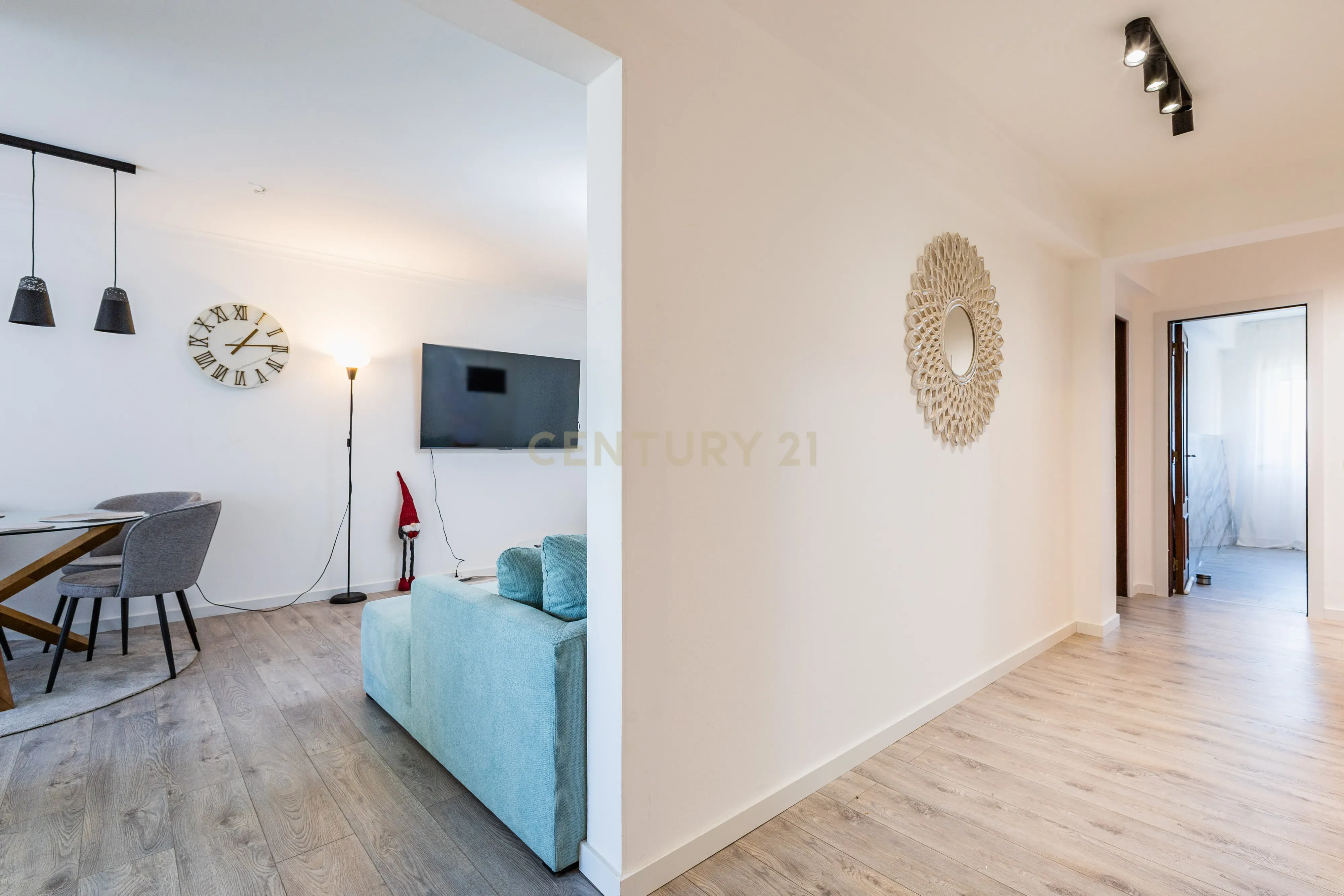 Fotografia 8 de T3 Renovado em Cruz d'Areia | 117m²