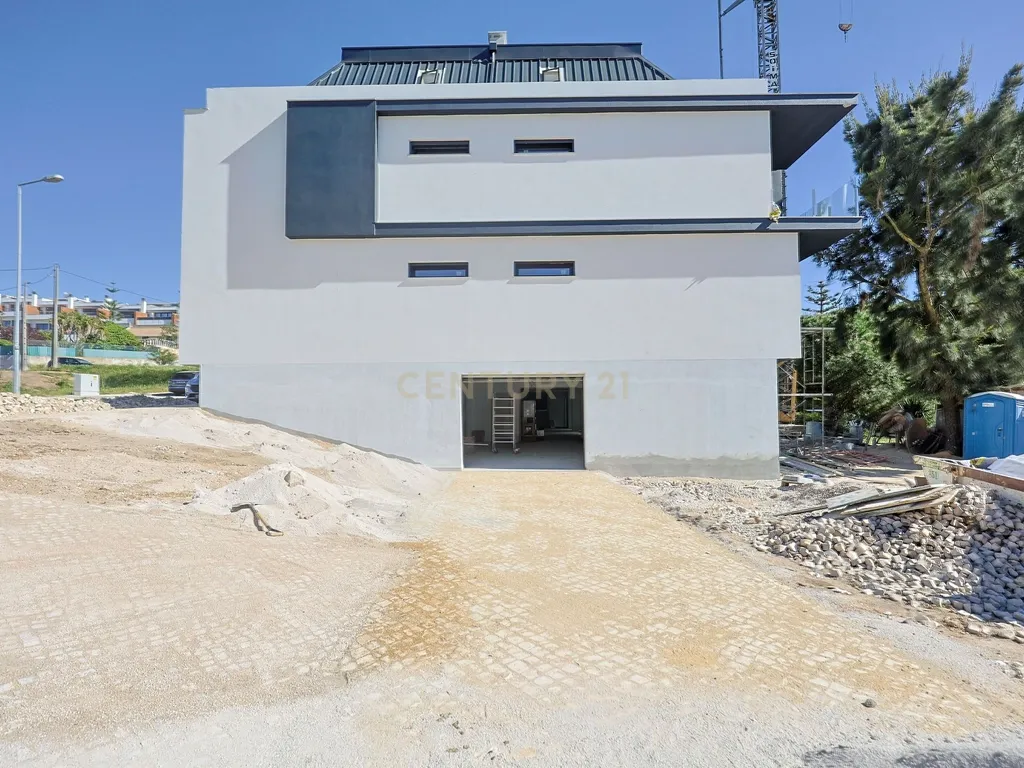 Prédio Charneca Caparica - Frações T1 e T2 - Image 38