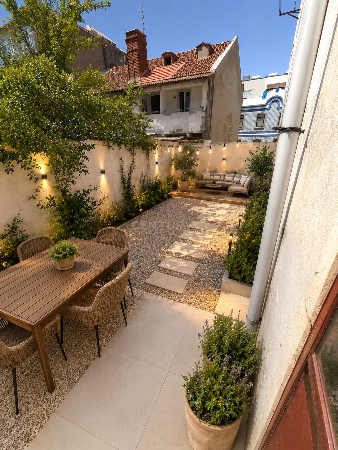 Fotografia 4 de Apartamento Renovado em Barreiro com Terraço e Boa Localização