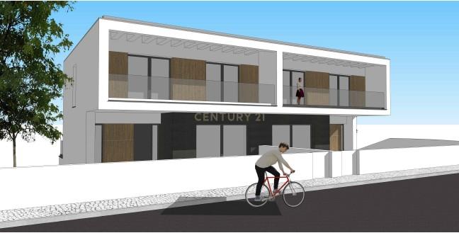 MORADIA CONTEMPORÂNEA T3+1 COM PISCINA NA CHARNECA DA CAPARICA – A 5 MINUTOS DA PRAIA! - Image 27